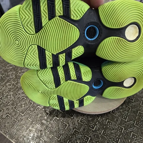 🐢 Adidas Trae Young 2 Trae-TL Solar Green Basketball Shoes Women's Size 6