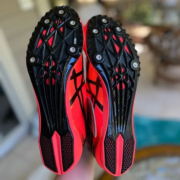 👣 ASICS 👣- Cosmoracer Track Field Shoes- NWT Size 9.5 Mens (no spikes) NWT