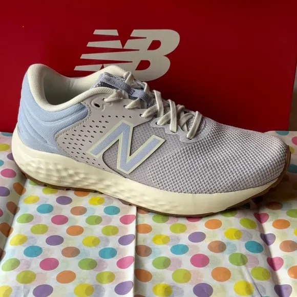 🪻 NEW BALANCE ATHLETIC SHOES 🪻 NWT 🪻