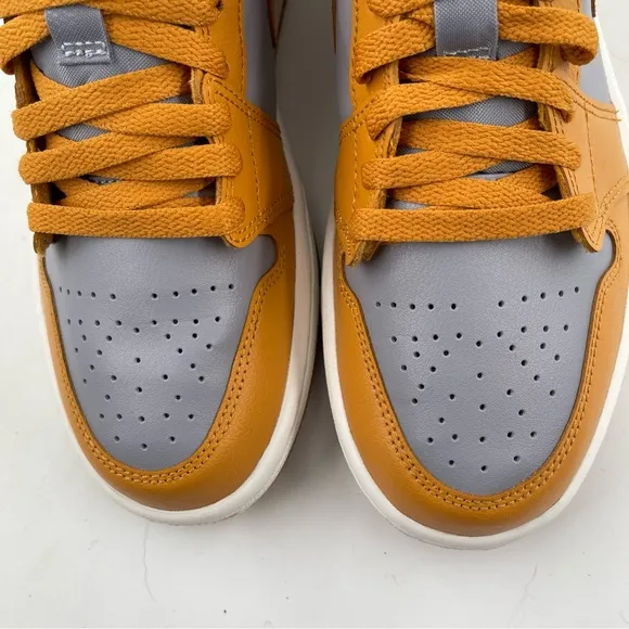 👞 Nike Air Jordan 1 Low - Size 8 - Cement Grey Chutney Sail Sneakers