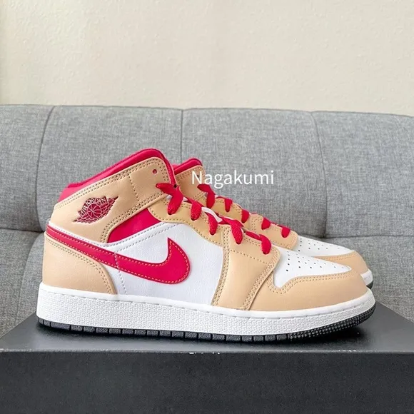 🍑 Nike Air Jordan 1 Mid peach shoes 🍑