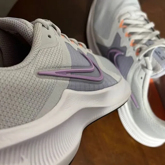 🔥🔥 NIKE DOWNSHIFTER 11 Women’s Running Shoes - PERFECT No flaws - Women Sz 10