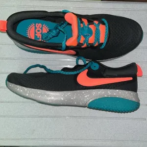 🆕 Nike Project Pod SE Shoes-Size 7 NIB
