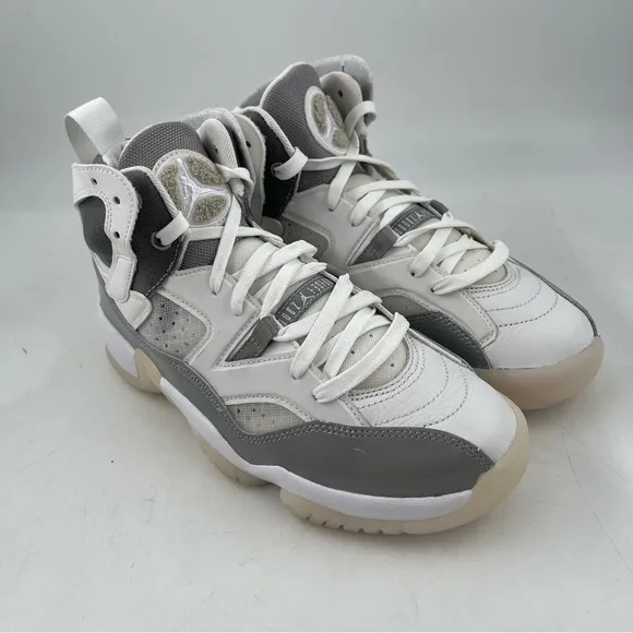 👞 Nike Women’s Air Jordan Jumpman 2 Trey- SZ 7.5 -DR9631-002 Grey White Shoes