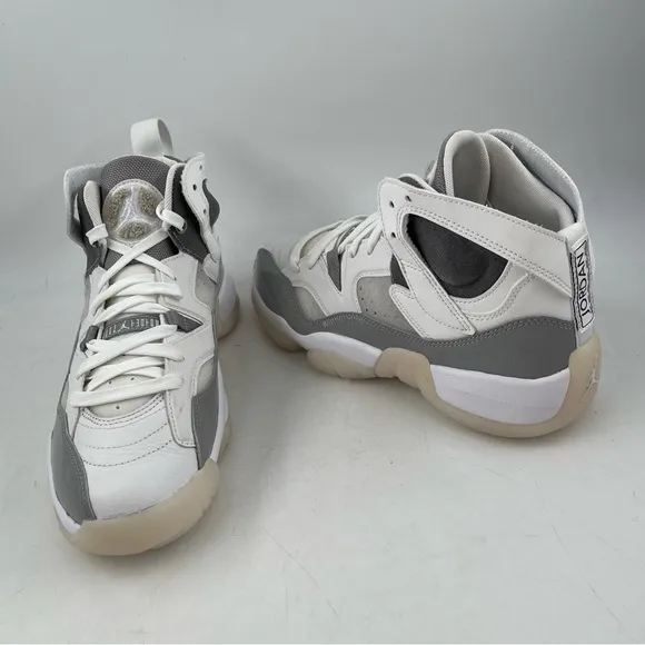 👞 Nike Women’s Air Jordan Jumpman 2 Trey- SZ 7.5 -DR9631-002 Grey White Shoes