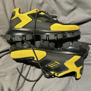 💫 Prada Cloudbust Thunder Sneakers 💫 Men’s 💫