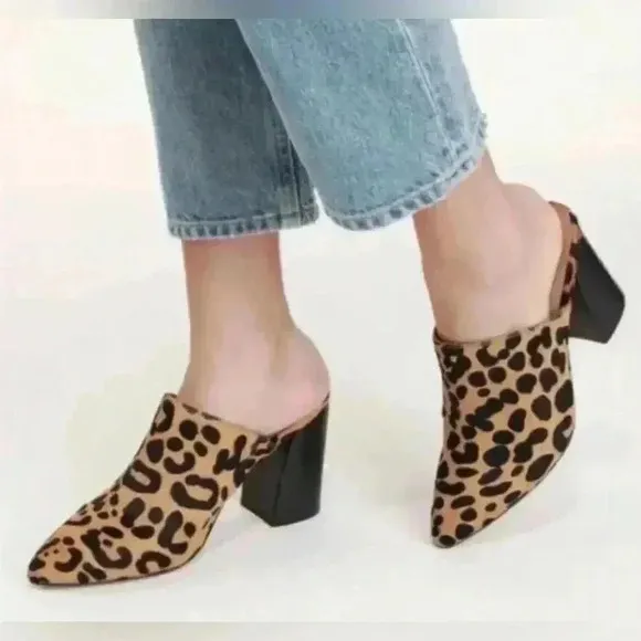 - Steven by Steve  Madden women’s shoes size 7 runs small in size