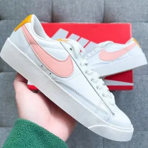 🍑 Women's Nike Blazer Low white peach pink shoes