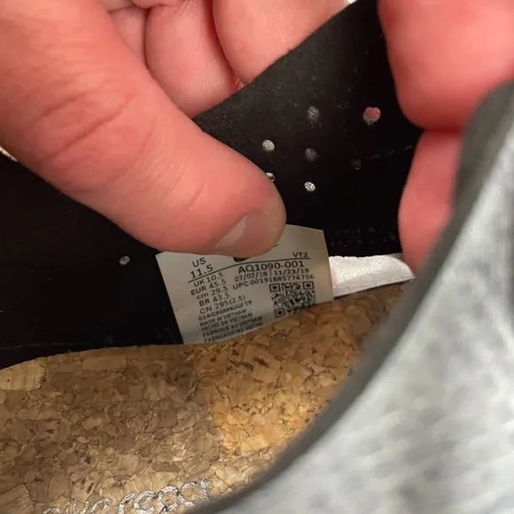 2018 Nike React Element 87 ‘Anthracite’ athletic running shoes