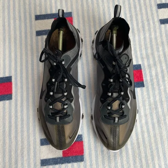 2018 Nike React Element 87 ‘Anthracite’ athletic running shoes