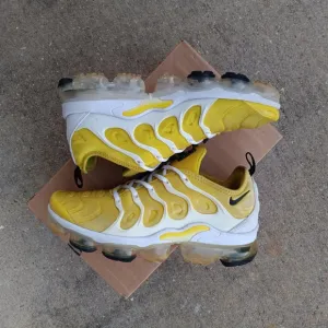 2019 Nike Air VaporMax Plus 'Sunshine Yellow' 8.5 (7Y)