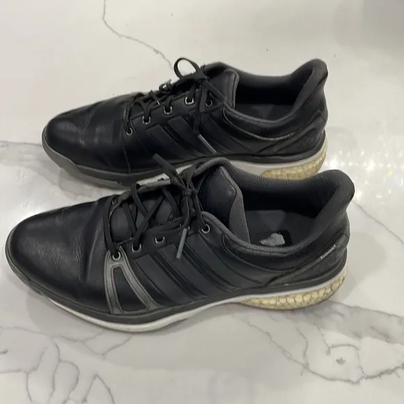 Adidas adipower boost in black men’s size 9