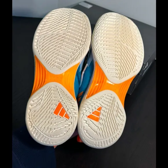 Adidas Avacourt Tennis Shoes Sneakers Size 8 Blue White Orange