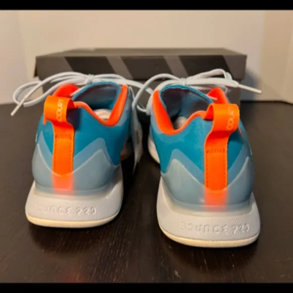Adidas Avacourt Tennis Shoes Sneakers Size 8 Blue White Orange