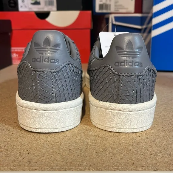 Adidas Campus shoes sneakers new grey BY9837 snake skin effect Women’s Size 7