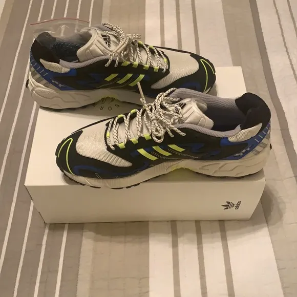 Adidas Consortium Torsion TRDC size 9.5