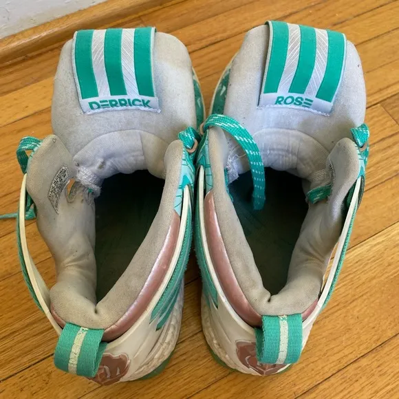 Adidas Derrick Rose Boost 6 Christmas Shoes