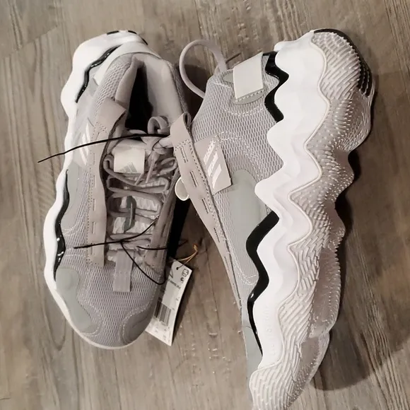 Adidas Exhibit B Mid Basketball Shoe