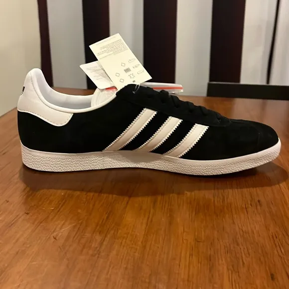 Adidas Gazelle shoes sneakers new black white BB5476 Men’s Size 11