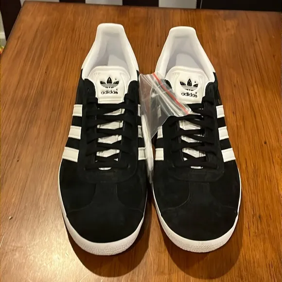 Adidas Gazelle shoes sneakers new black white BB5476 Men’s Size 11