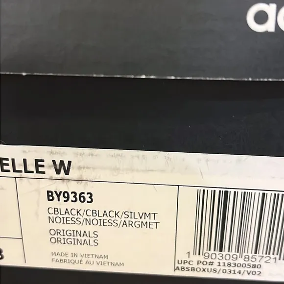 Adidas Gazelle Women’s shoes sneakers new black silver BY9363 Womens Size 9.5