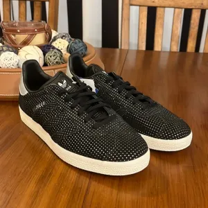 Adidas Gazelle Women’s shoes sneakers new black silver BY9363 Womens Size 9.5