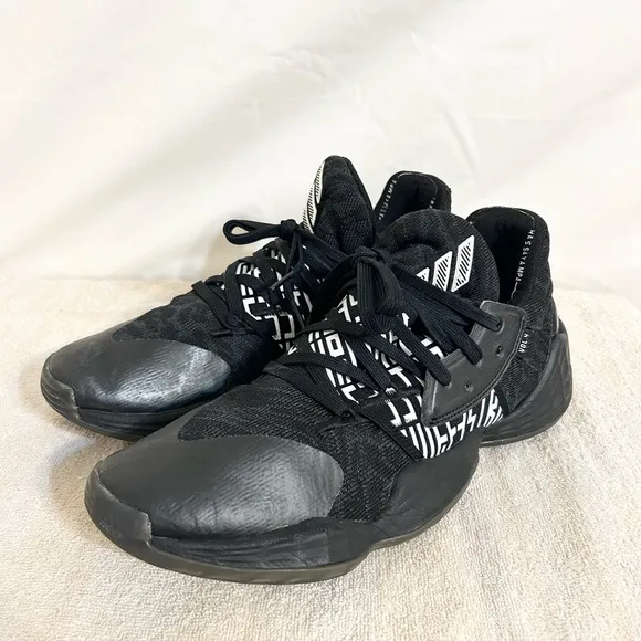 Adidas Harden Vol. 4 Black/White size 9.5 MEN’S BASKETBALL SHOES