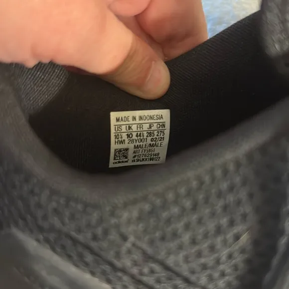 Adidas Men’s 10.5 Black
