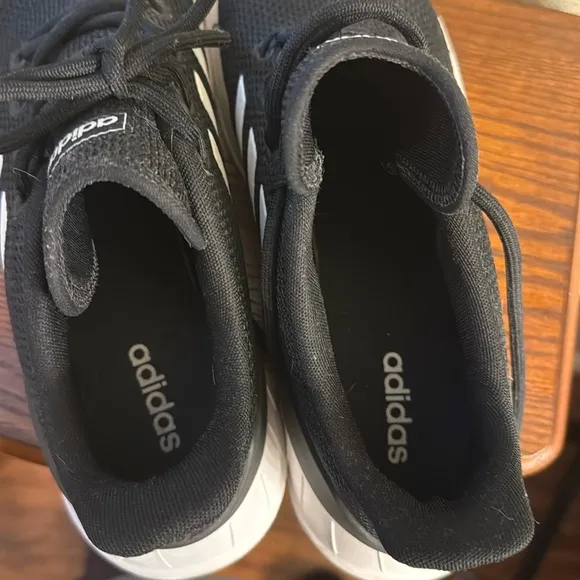 Adidas Men’s 10.5 Black