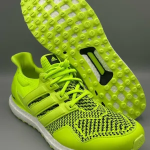 ADIDAS Men’s 13 ULTRABOOST SPIKELESS GOLF SHOES Lucid Lemon/Black IE2136 NEW