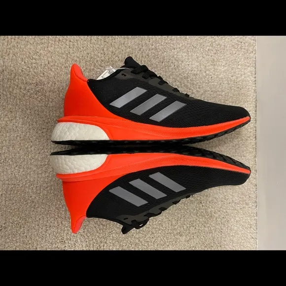 Adidas Men’s Astrarun Running Shoes Size 6.5 Red