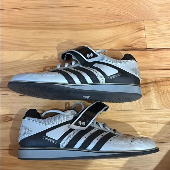 Adidas Men's Gray and Black Weightlifting Shoes SZ 10.5