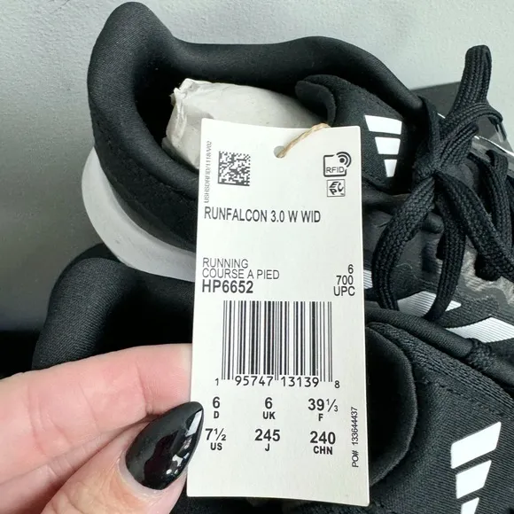 ADIDAS | NEW RunFalcon 3.0 Black and White Running Shoes Women’s Size 7.5 Wide