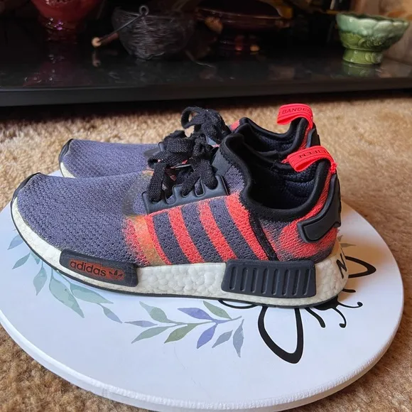 Adidas NMD R1 J Core Black Solar Red Orange Size 6 Sneakers.