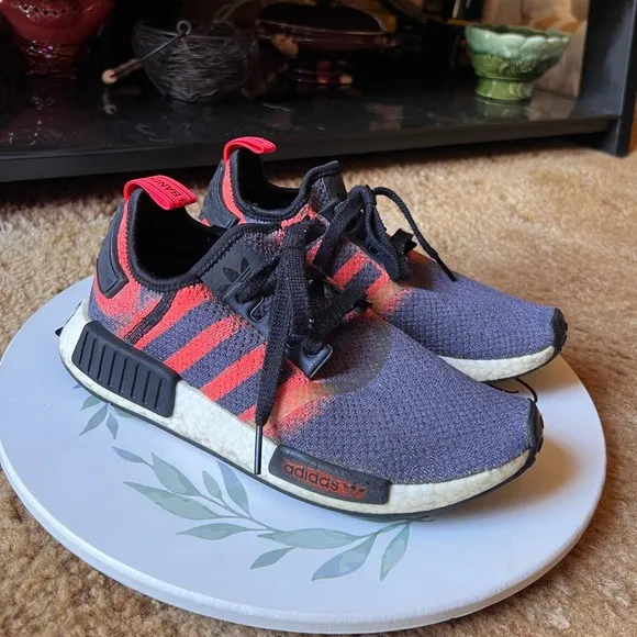 Adidas NMD R1 J Core Black Solar Red Orange Size 6 Sneakers.