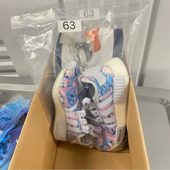 Adidas NMD R1 J Easter Tie Dye Athletic Shoes EF2300 Women’s Size 6.5 (5.5Y)