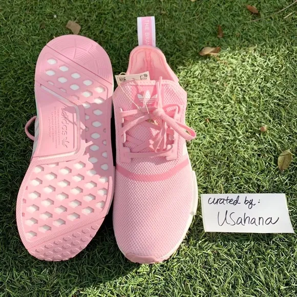 Adidas nmd R1 pink shoes