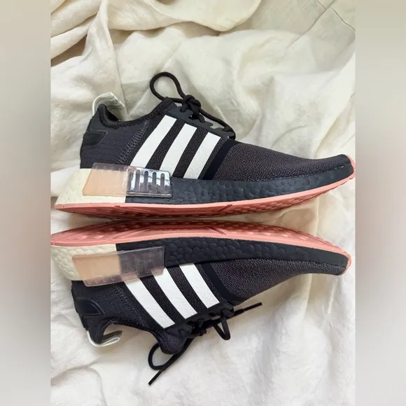 Adidas NMD R1 Shoes Sneakers Womens Size 8 Barbiecore Girly