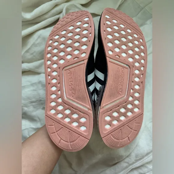 Adidas NMD R1 Shoes Sneakers Womens Size 8 Barbiecore Girly