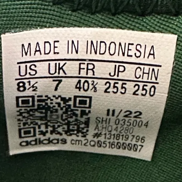 Adidas NMD R1 X Parley Dark Green Core Black White Womens Running Shoes Size 8.5