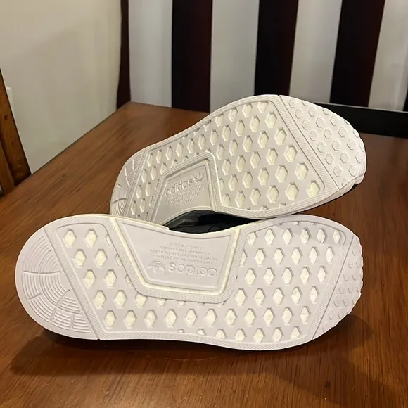 Adidas NMD XR1 PK Primeknit shoes sneakers Boost new BB2370 Women’s Size 10