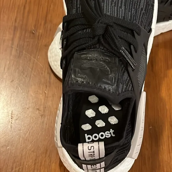 Adidas NMD XR1 PK Primeknit shoes sneakers Boost new BB2370 Women’s Size 10