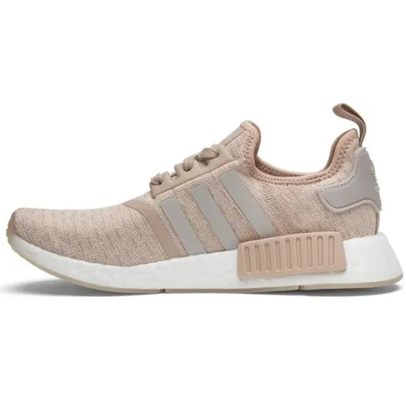 Adidas NMD_R1 NMD Boost shoes sneakers new CQ2012 ash pink Women’s Size 9