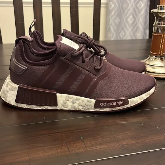 Adidas NMD_R1 NMD Boost shoes sneakers new GW9475 Shadow Maroon Women’s Sizes