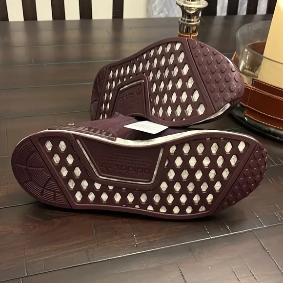 Adidas NMD_R1 NMD Boost shoes sneakers new GW9475 Shadow Maroon Women’s Sizes