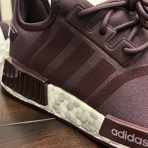 Adidas NMD_R1 NMD Boost shoes sneakers new GW9475 Shadow Maroon Women’s Sizes