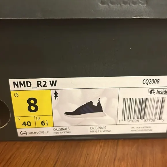 Adidas NMD_R2 Shoes Sneaker NMD Boost new CQ2008 Women’s Size 8