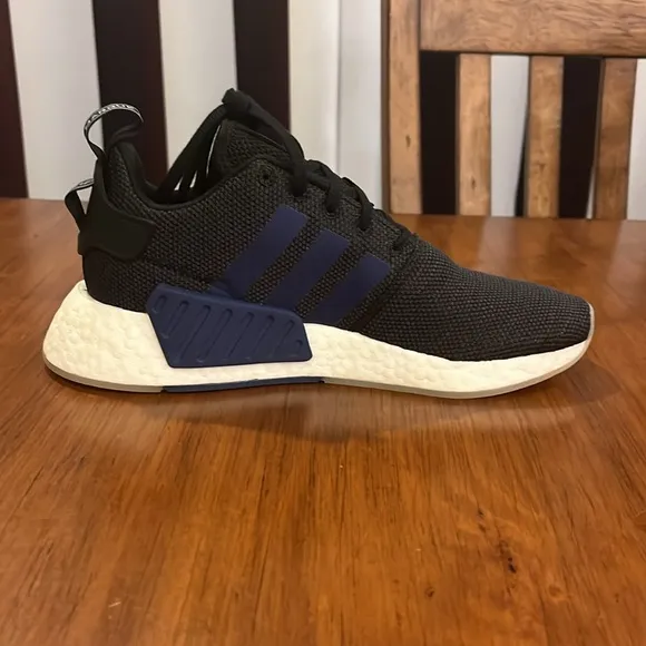 Adidas NMD_R2 Shoes Sneaker NMD Boost new CQ2008 Women’s Size 8