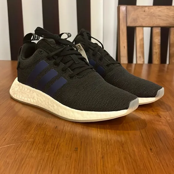 Adidas NMD_R2 Shoes Sneaker NMD Boost new CQ2008 Women’s Size 8