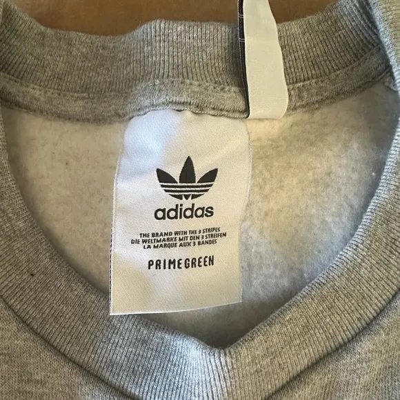 Adidas originals heavy sweater- heather grey🩶